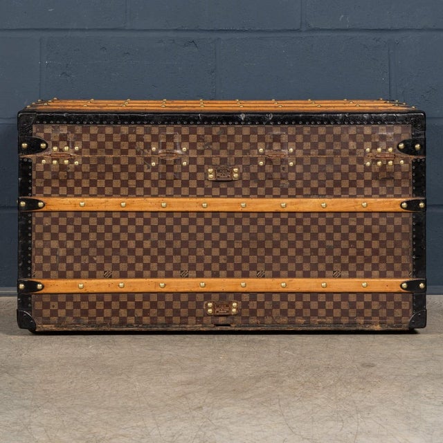 Antique Trunk in Damier Canvas from Louis Vuitton, France, 1900 For Sale - Image 6 of 18