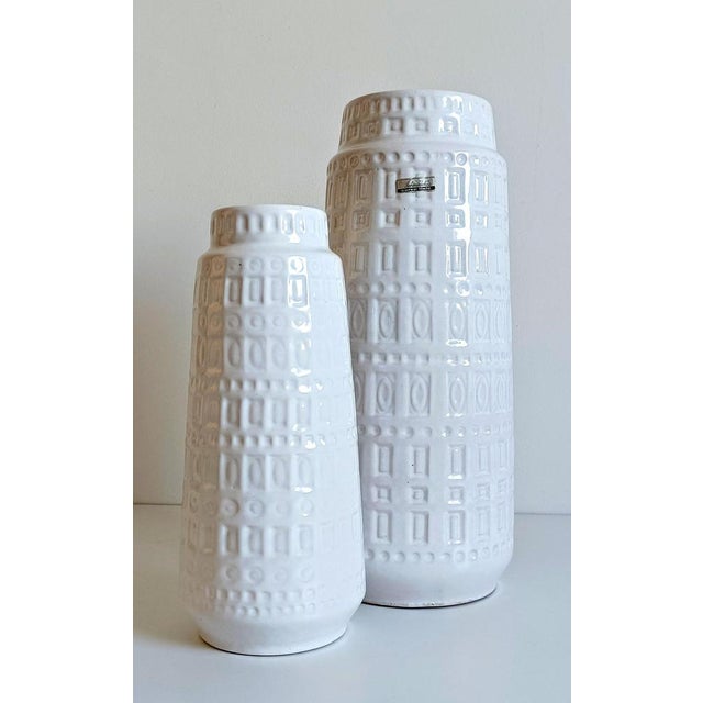 Mid-Century Modern West German White Glazed Ceramic Vases by Scheurich, 1950s, Set of 2 For Sale - Image 16 of 17