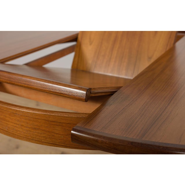 Wood Mid-Century Teak Round Fresco Dining Table from G-Plan, United Knigdom, 1960s For Sale - Image 7 of 17