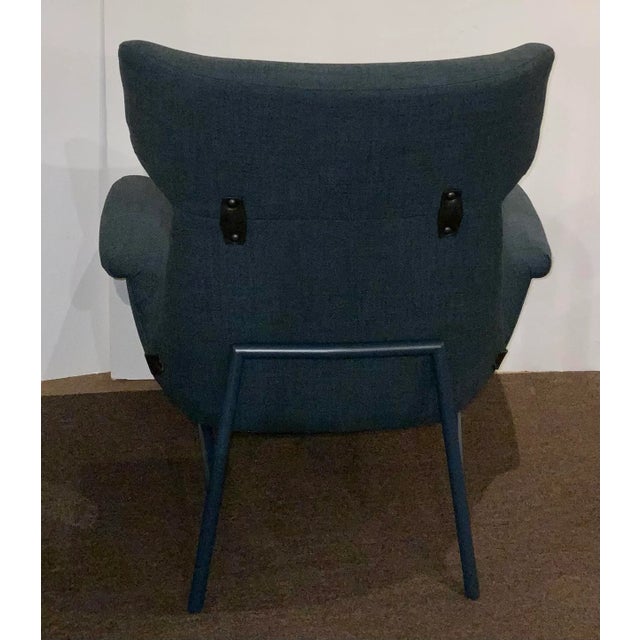 Mid-Century Modern Style Navy Blue Wool Blend Lounge Chairs Pair For Sale In Atlanta - Image 6 of 7