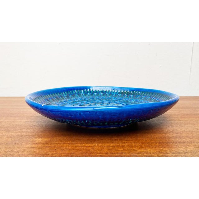 Large Mid-Century Italian Rimini Blu Pottery Wall Plate by Aldo Londi for Bitossi, 1960s For Sale - Image 13 of 18