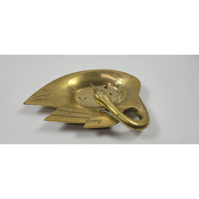 Vintage Brass Swan Bust Head Unique Tray Table Top Decor Key Holder Vanity Bar Heavy tarnish and stains that will buff out...
