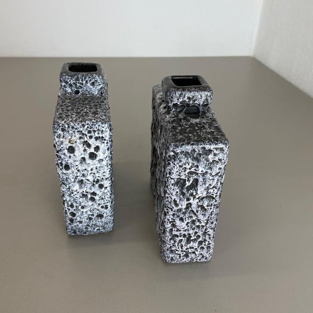 Pottery Fat Lava Cubic Vases in Black-White from Jopeko, Germany, 1970s, Set of 2 For Sale - Image 15 of 18