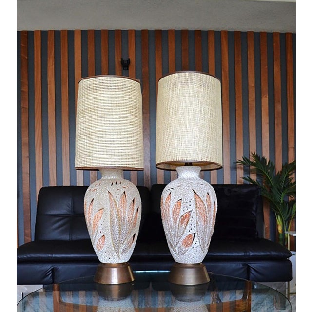 Mid 20th Century 1950's Mid Century Modern Lamps With Leaf Decor - a Pair For Sale - Image 5 of 5