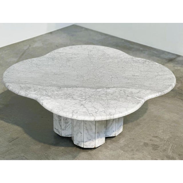 Stone Italian Scalloped Carrara Marble Coffee Table by Gae Aulenti, 1980s For Sale - Image 7 of 12