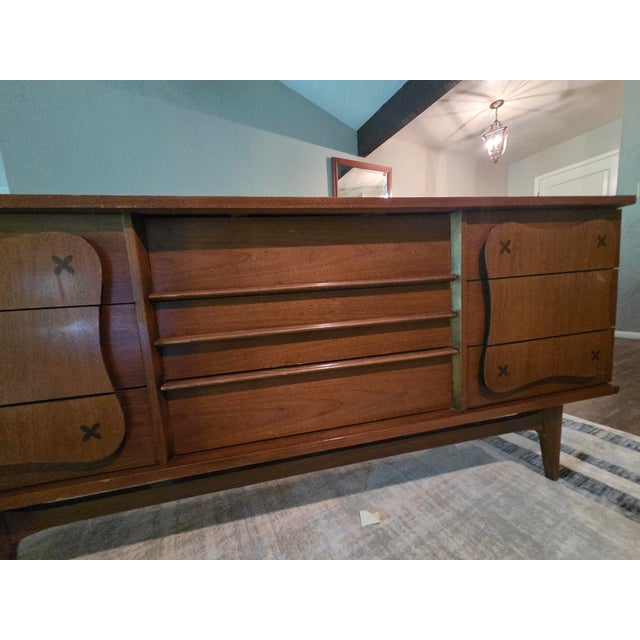 Bassett Rare Mid-Century Modern BaBassett Monterey Walnut 9-Drawer Lowboy Dresser by Leo Jiranek With Rosewood X Inlays, Circa 1962-1963 For Sale - Image 4 of 6