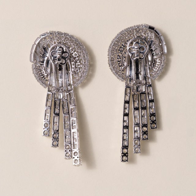 Mid 20th Century Pair of Estate 14k White Gold 16.01 Carats Cascading Diamond Chandelier Earrings For Sale - Image 4 of 4