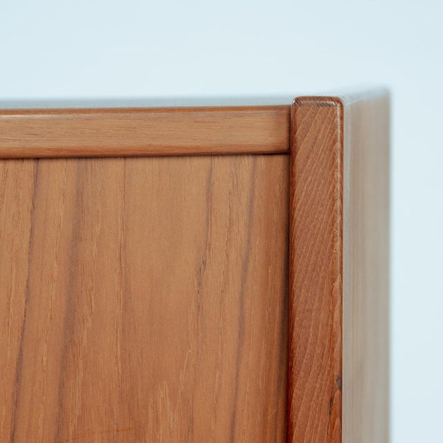 Boomerang Dry Bar Cabinet in Teak by Erik Buch for Dyrlund, 1960s For Sale - Image 15 of 18