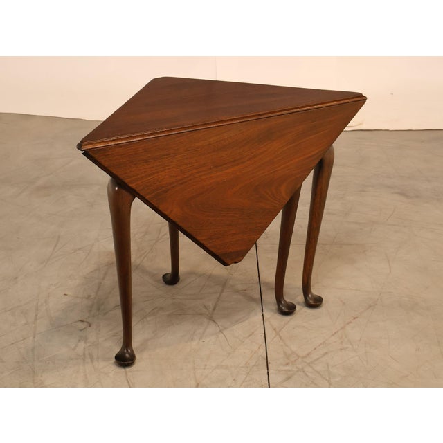 High Quality American Made Mahogany Drop-Leaf Corner Side Table