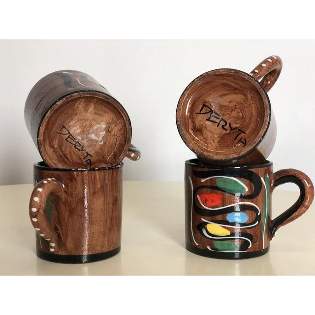 1960s Italian Hand-Painted Ceramic Cups from Deruta, 1960s, Set of 4 For Sale - Image 5 of 6