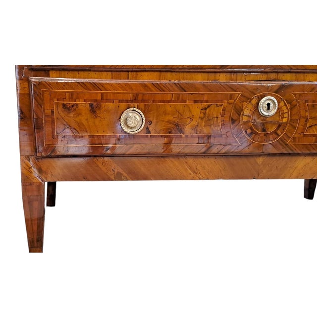 Louis XVI Emilian Chest of Drawers, 1700s For Sale - Image 6 of 10