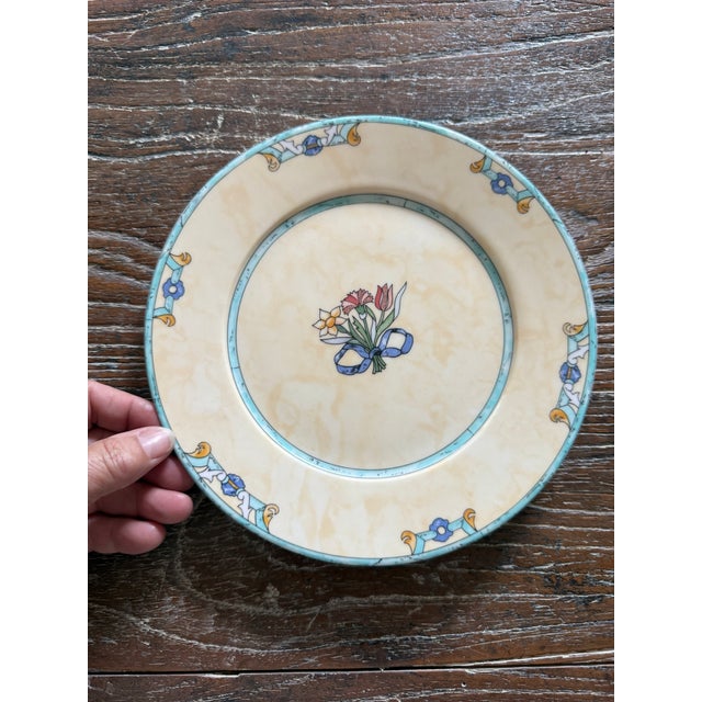 1990s 1990s Villeroy Boch Castellina 8.25 Inch Plates Citta Campagna Floral Fruit Dinnerware - Set of 6 For Sale - Image 5 of 9