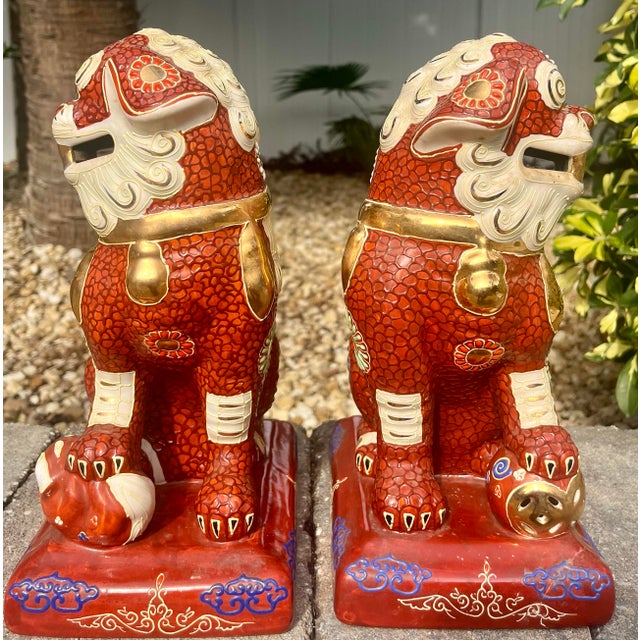 Mid 20th Century Pair of Vintage Japanese Kutani Porcelain Foo Dog Statues For Sale - Image 5 of 12