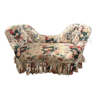 Vintage French Provincial Floral Chintz Conversation Double Spoon Back Sofa / Settee For Sale