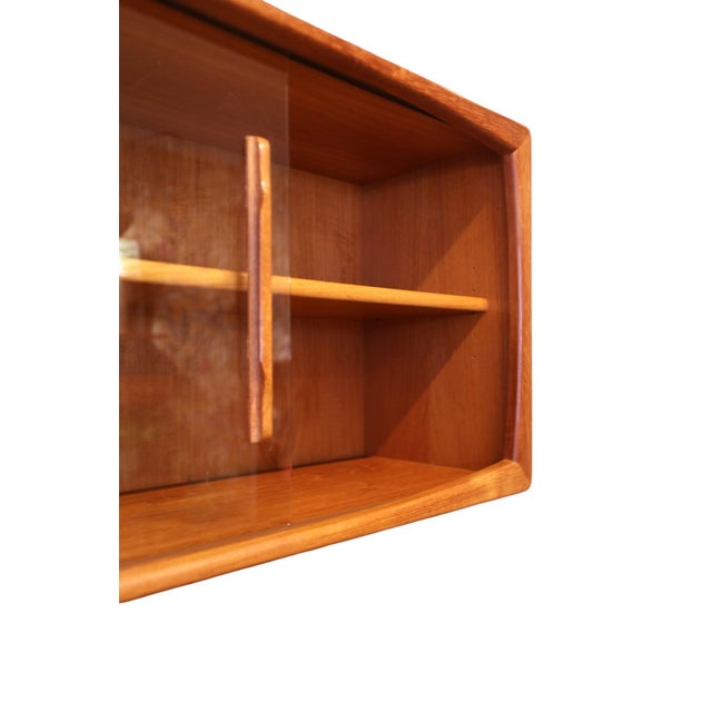 Wall-Mounted Display Cabinet by H. P. Hansen for Randers Møbelfabrik, Denmark, 1930s For Sale - Image 6 of 18
