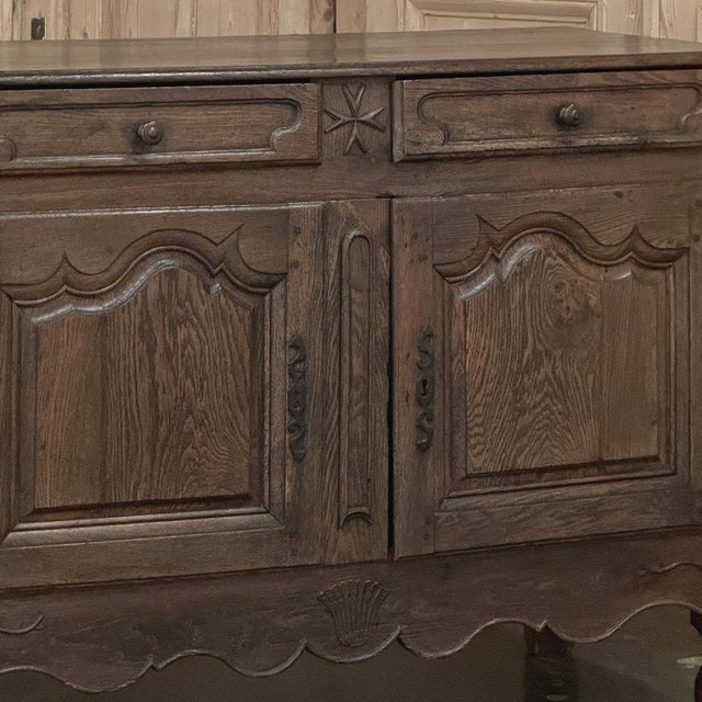 18th Century Country French Louis XV Oak Buffet ~ Sideboard For Sale - Image 9 of 18