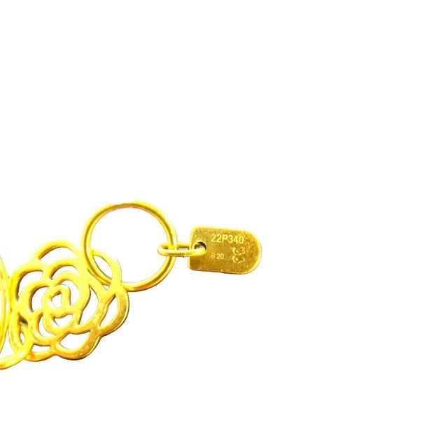 Chanel Camélia Collection 18k Yellow Gold Open Hoop & Flower Motif Bracelet For Sale In New York - Image 6 of 7