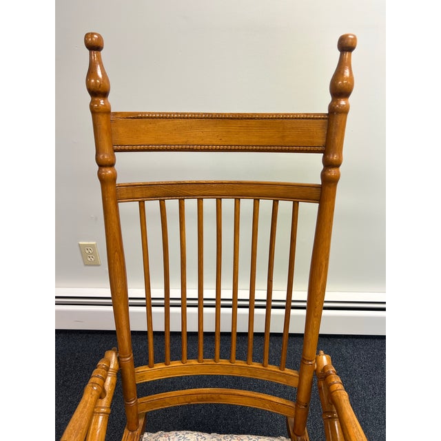 Victorian Late 19th Century Maple Spindle Back Platform Rocker For Sale - Image 3 of 10