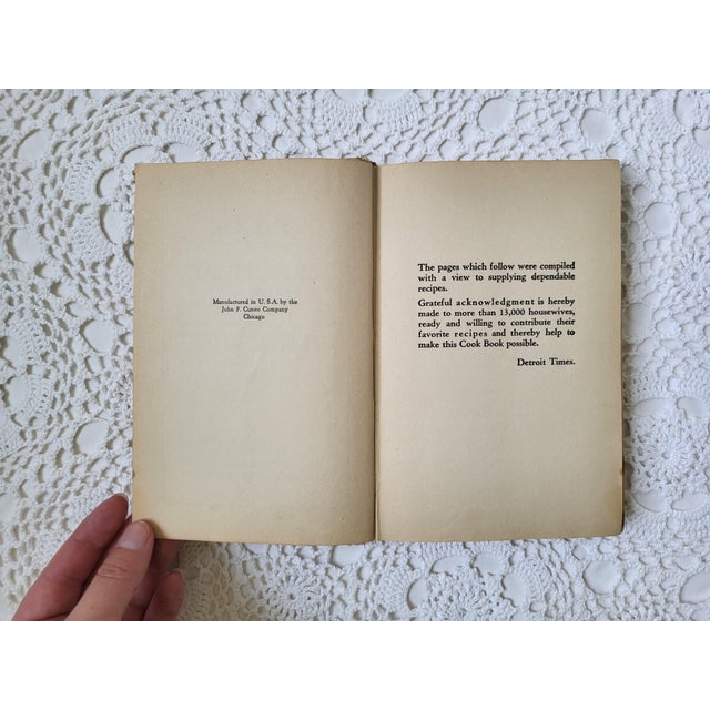 Farmhouse 1920s/1930s, Detroit Times Cook Book, Practical Recipes for the Housewife For Sale - Image 3 of 13
