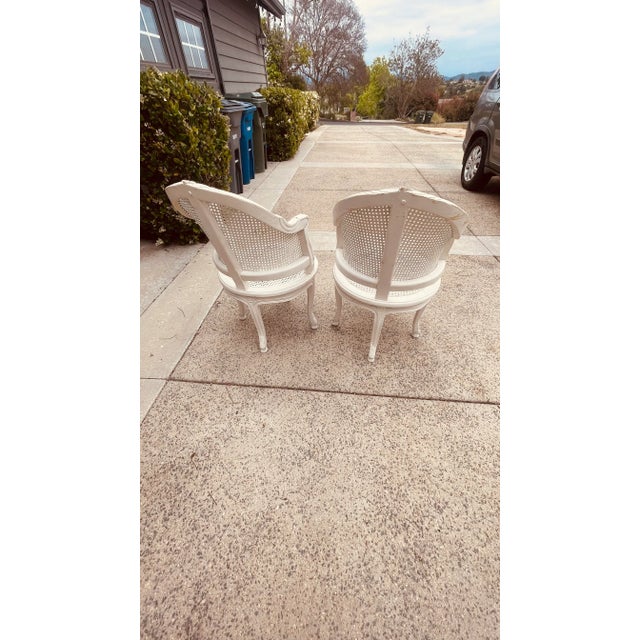 French Mid 19th Century Pair of French Swivel Chairs With Caning Inserts For Sale - Image 3 of 6