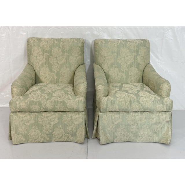 Textile 1980s Pair of "Colefax" Swivel Lounge Chairs & Ottoman Made in the Usa by Pearson For Sale - Image 7 of 18
