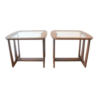 Mid Century Modern Brasilia Style Side End Tables by Bassett For Sale