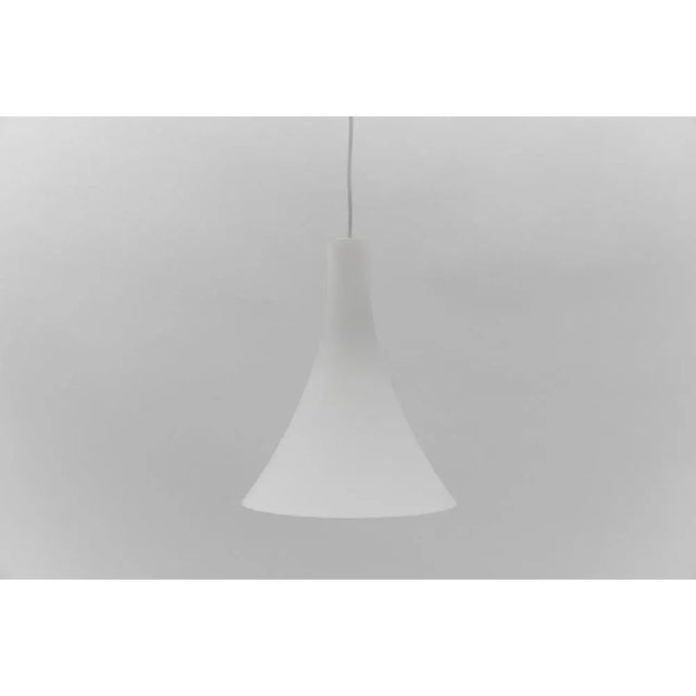 1960s Tokyo Pendant Lamp in Opaline Glass by Wilhelm Braun-Feldweg for Peill & Putzler For Sale - Image 5 of 8