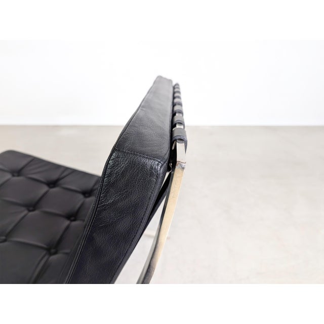Barcelona Armchair in Black Leather by Mies van der Rohe for Knoll International For Sale - Image 11 of 18