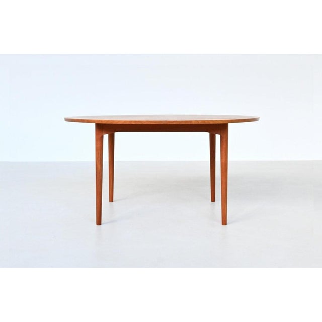 Round Dining Table in Teak by France & Søn / France & Daverkosen for Cado, Denmark, 1960s For Sale - Image 4 of 18