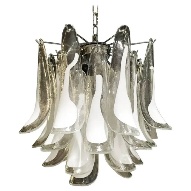 Transparent Italian Mid-Century White Feather Glass Chandelier by Mazzega For Sale - Image 8 of 8