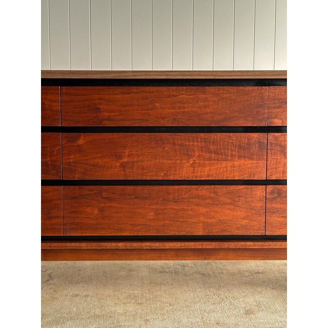 1960s Mid-Century Walnut Nine-Drawer Dresser by Stanley For Sale - Image 11 of 18