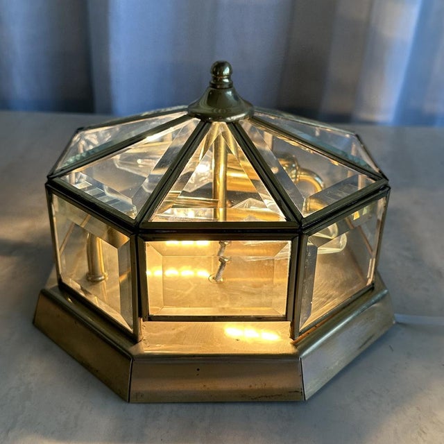 1930s Art Deco Octagonal Brass Wall Lamp with Cut Glass, 1930s For Sale - Image 5 of 18
