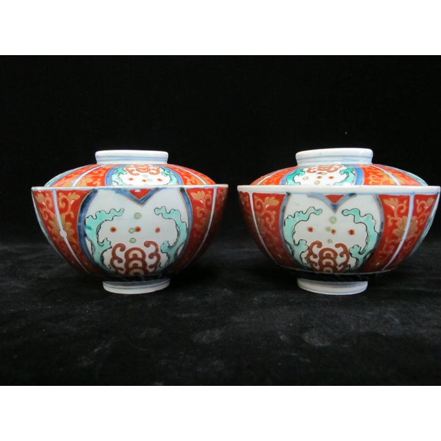 Japanese Imari Porcelain Covered Rice or Soup Bowl With Lid Set of 5 For Sale - Image 12 of 18