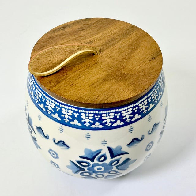 Late 20th C Boho Chic Scandinavian Gustavian Style Ceramic Jar Vase With Wood Lid. For Sale - Image 10 of 11