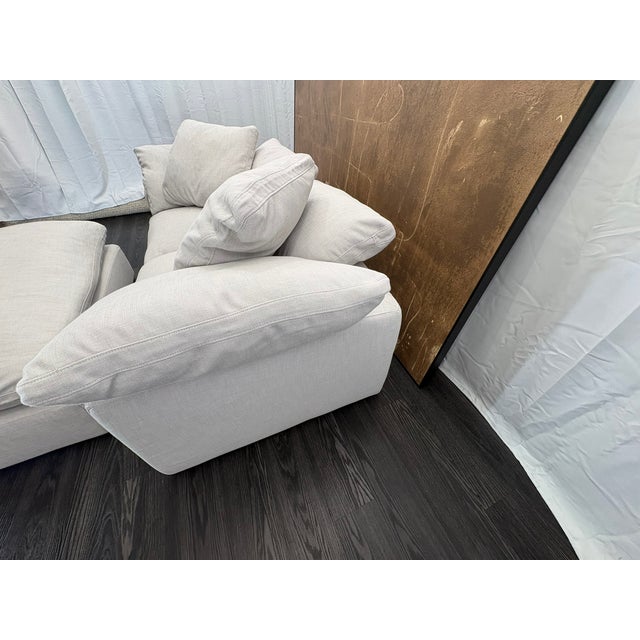 Restoration Hardware Rh Cloud Modular Sectional 3-Piece Configuration | Dove | Perennials® Performance Textured Linen Weave For Sale - Image 4 of 18