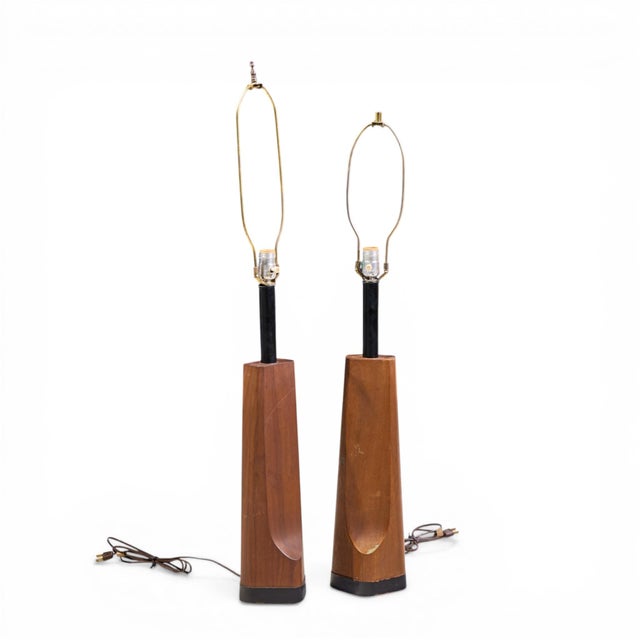 Richard Barr for Laurel Mid Century Walnut Table Lamps - Pair Each lamp measures (sans the harp measurements): 6.25 wide x...