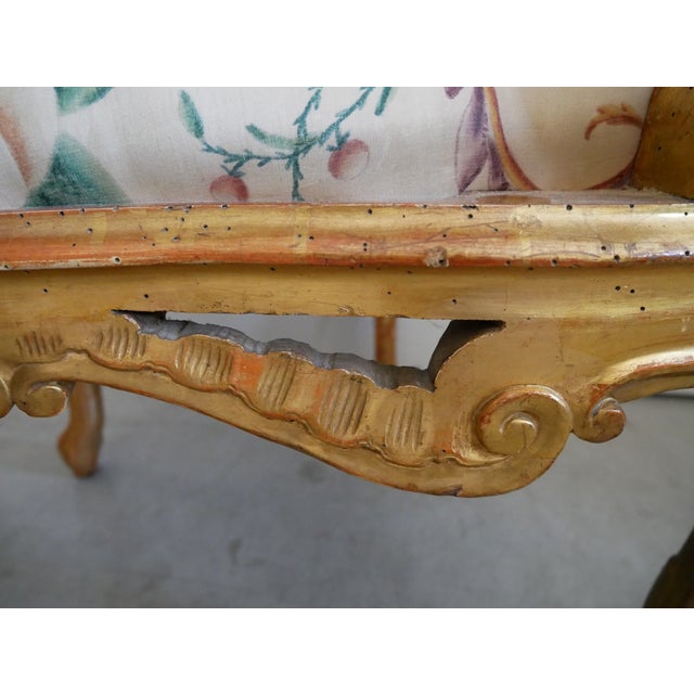 Wood Antique 15th Century Venetian Lacquered and Gilded Armchair For Sale - Image 7 of 18