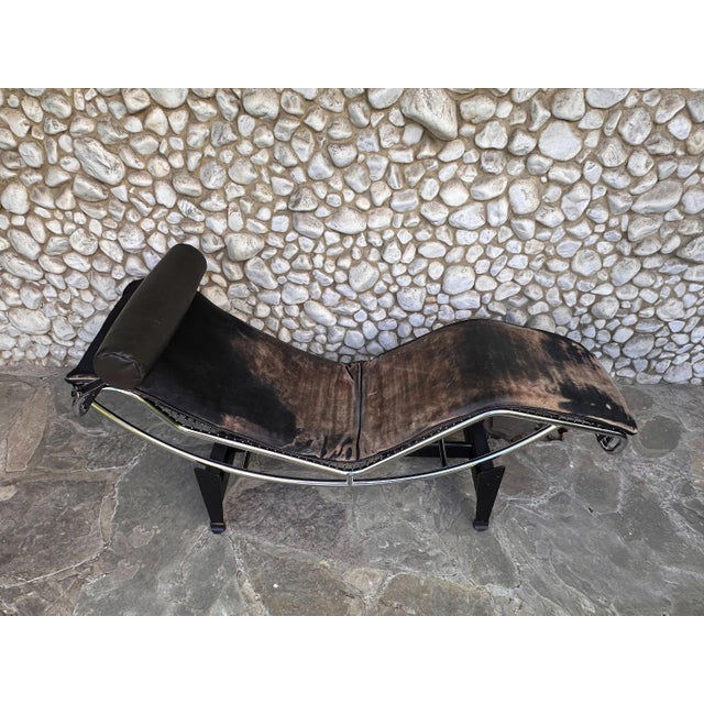 Metal LC4 Chaise Lounge by Le Corbusier, Pierre Jeanneret & Charlotte Perriand for Cassina, 1970s For Sale - Image 7 of 18