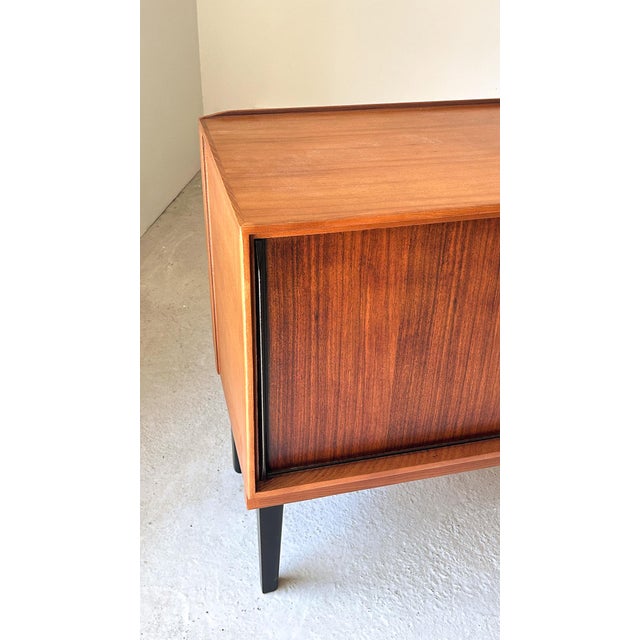 Wood Ash & Rosewood Sideboard by Gordon Russell for Russell of Broadway, 1950s For Sale - Image 7 of 10