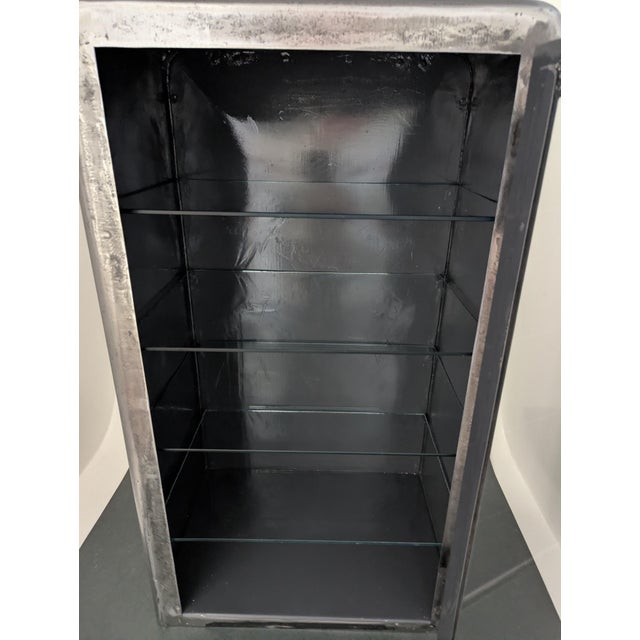 Vintage Steel Medicine Wall Cabinet, 1920s For Sale - Image 13 of 18