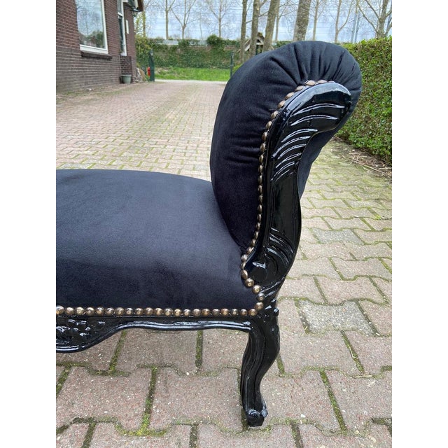 Introduce timeless French sophistication into your interior with this Late 20th-Century Louis XVI–style bench, handcrafted...