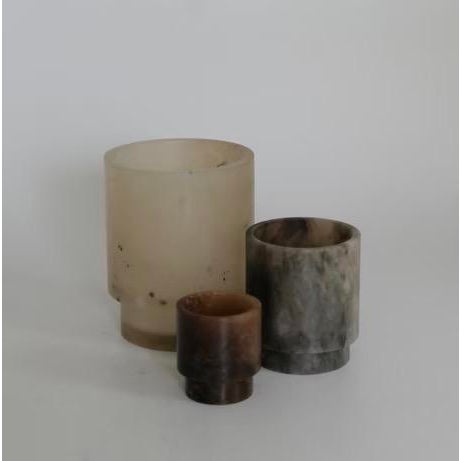 Contemporary Michael Verheyden-T-Light Alabaster Tabac Small For Sale - Image 3 of 3