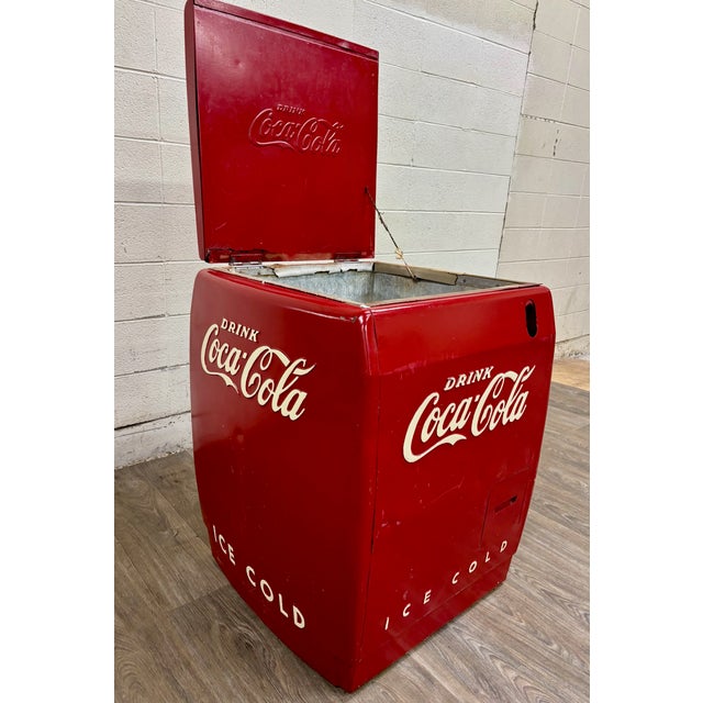 Vintage C. 1940s Westinghouse Coca-Cola Bottle Cooler For Sale - Image 12 of 16