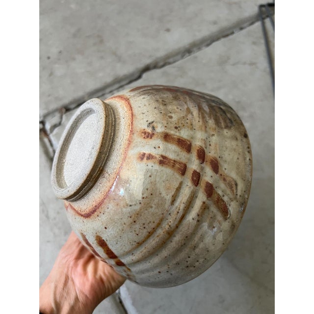 Set of 2 Wood-Fired Shino Studio Pottery Bowls For Sale - Image 4 of 18