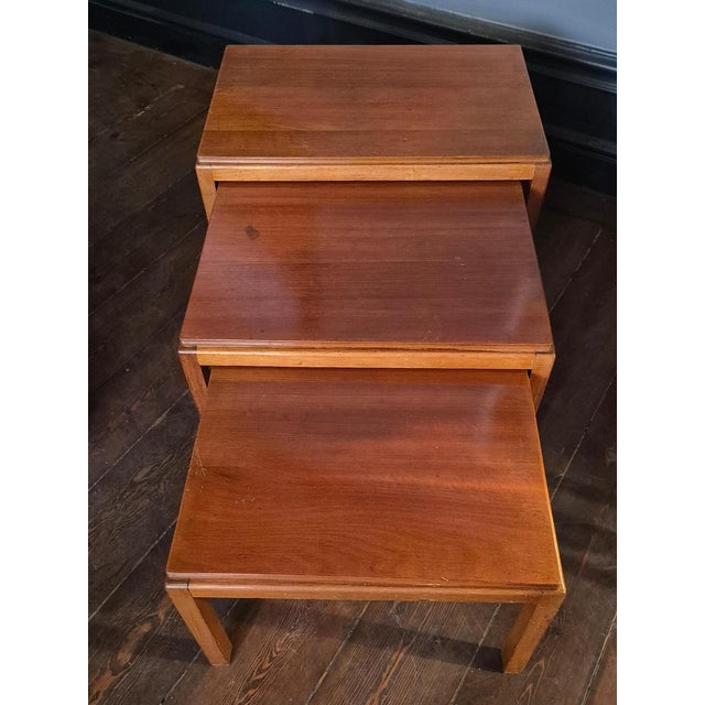 Mid-Century Modern Classic Nesting Table by Russell Gordon for Russel & Broadway, 1950s, Set of 3 For Sale - Image 4 of 13