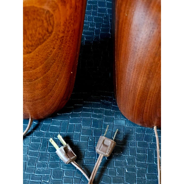 Gorgeous Restored American Turned Walnut Table Lamps 1950s For Sale - Image 4 of 7