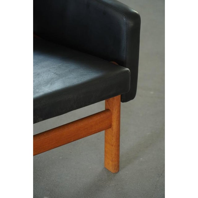 Black Easy Chair in Oak and Leather by Jørgen Bækmark for FDB Møbler, Denmark, 1960s For Sale - Image 8 of 18