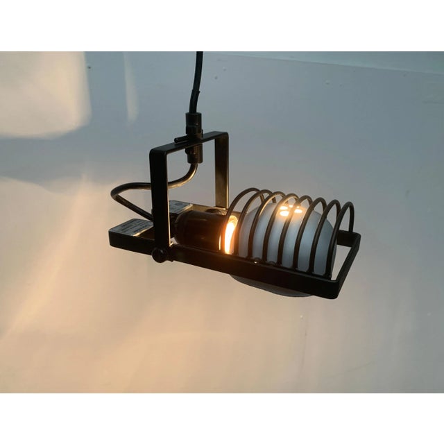 Artemide Mid-Century Italian Synthesis Suspension Cable Pendant by Ernesto Gismondi for Artemide For Sale - Image 4 of 18
