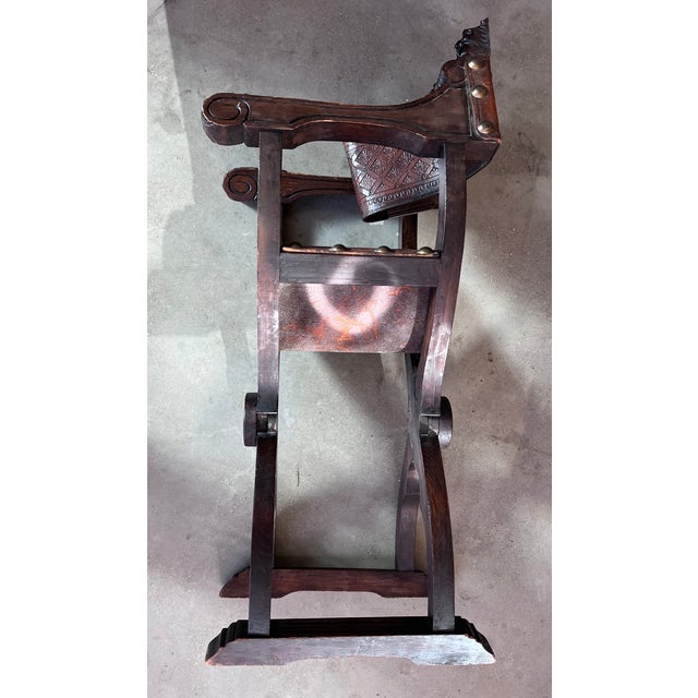 19th Century Pair of Carved Walnut Folding Scissors Savonarola Bench or Settle For Sale - Image 12 of 13