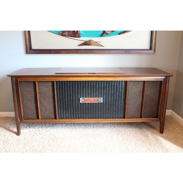 1960 S Vintage Rca Victor Victrola Record Player Console Credenza Stereo Chairish